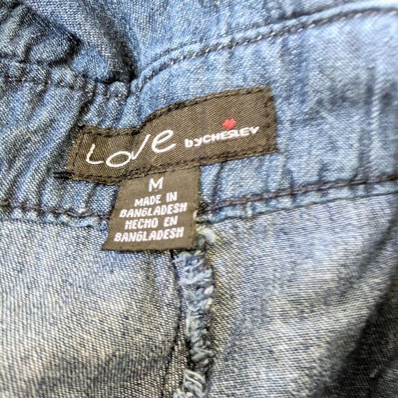 ⭐ Girls Denim Shorts Overalls Medium ⭐ - Picture 4 of 4